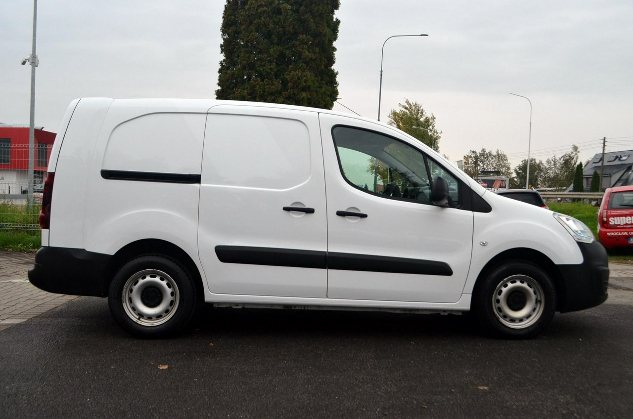 Peugeot Partner Peugeot Partner 1.6 HDi L2 Active, 3 osob., Klima, Salon Pl, FV 23%, G