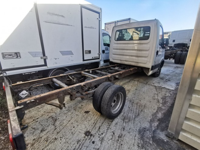 Iveco Daily 35C15 Chłodnia Mroźnia Izoterma Rama do zabudowy Laweta Wywrotka