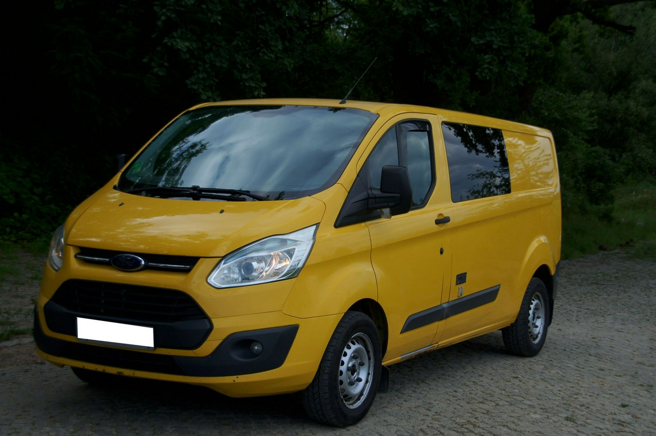 Ford Transit Custom 2,2 diesel 155 KM funkcja ECO, 6 Osobowy !!!