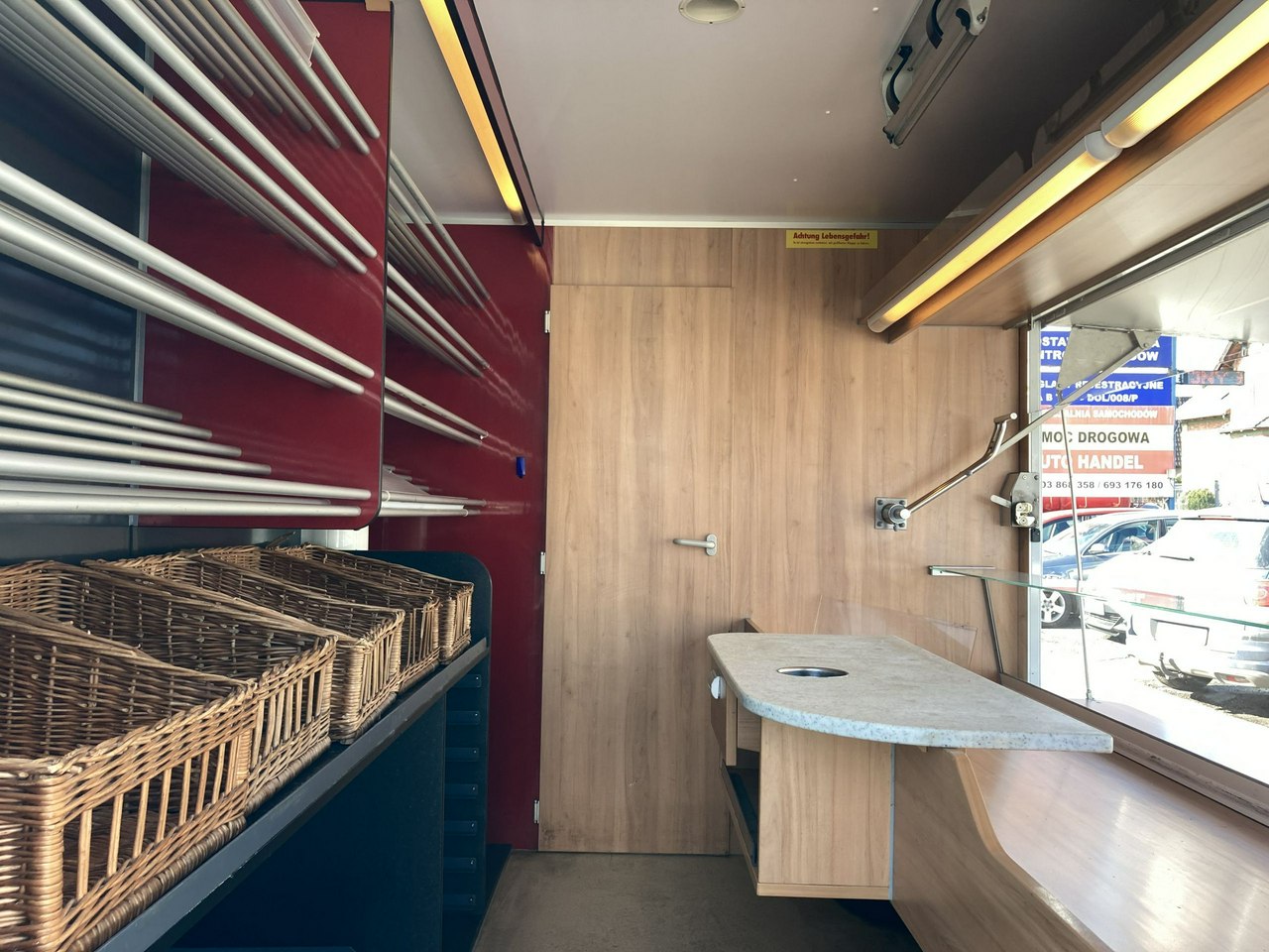 Renault Master Master Autosklep pieczywa Gastronomiczny Food Truck Foodtruck 2012