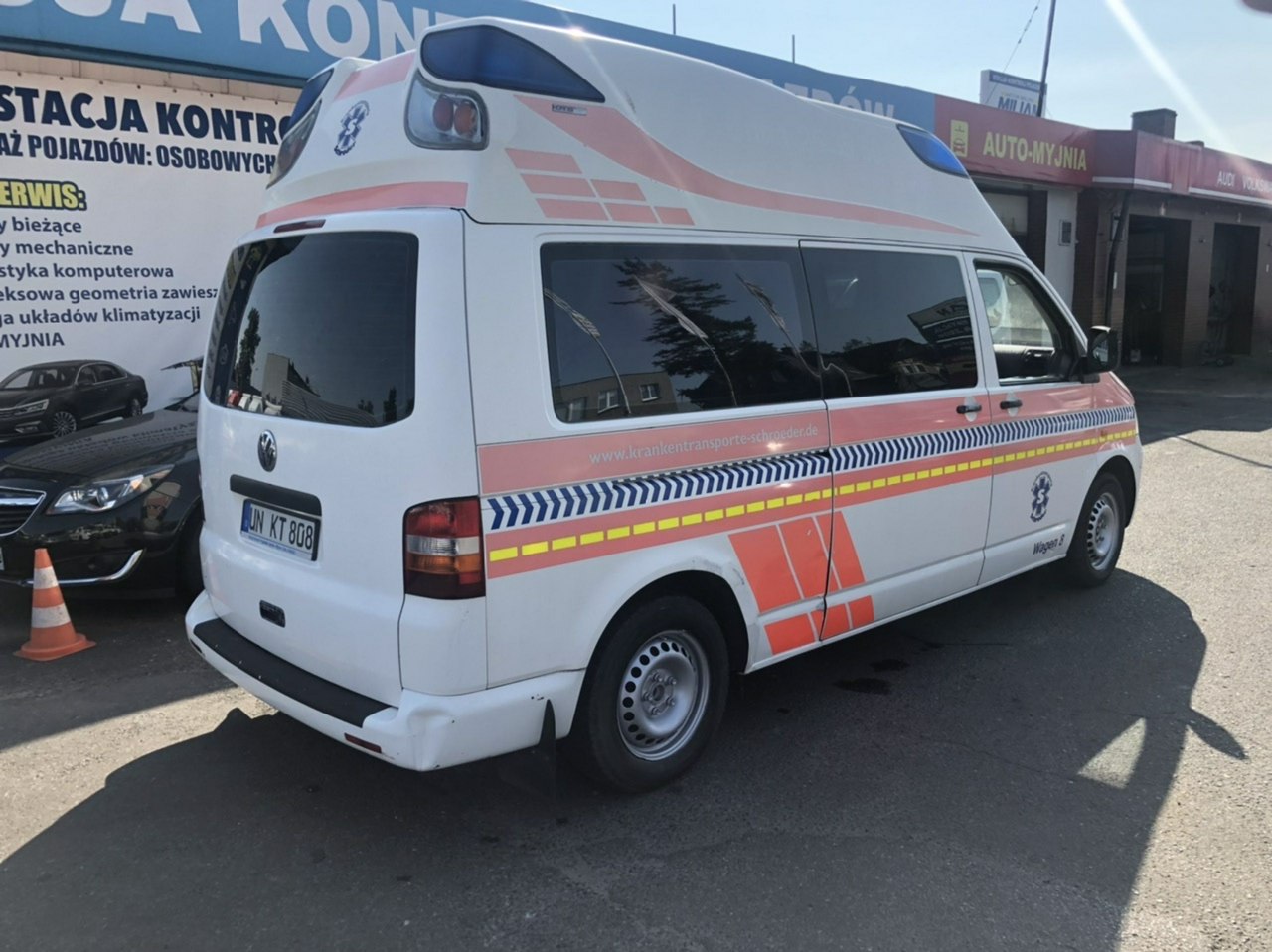 Volkswagen Transporter T5 Karetka Ambulans 2007