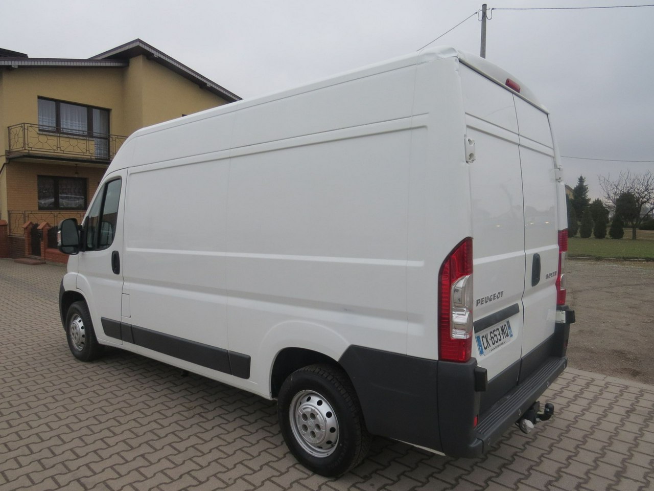 Peugeot Boxer 2.2 HDi 130 KM L2H2 Klimatyzacja