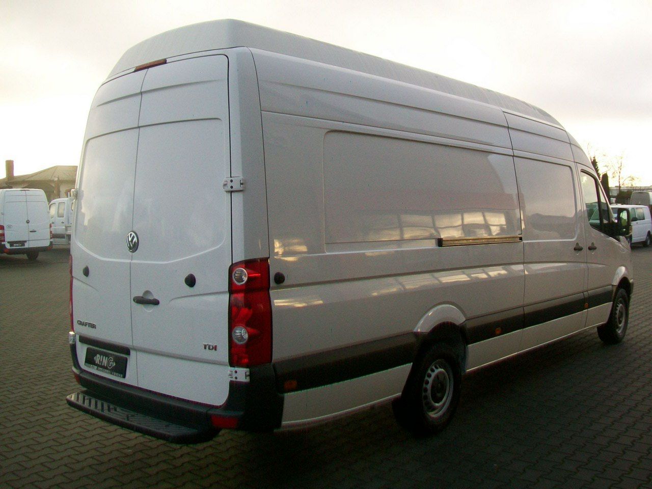 Volkswagen Crafter 2,0BITDI 164KM A/C 2 X MAXI L4H3 STAN BDB NR 8