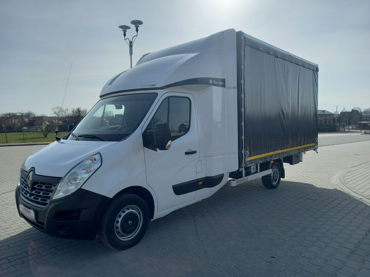 Renault Master TwinCab 10-Palet_Firana + Regulacja wysokości +Pneumatyka *EURO6*