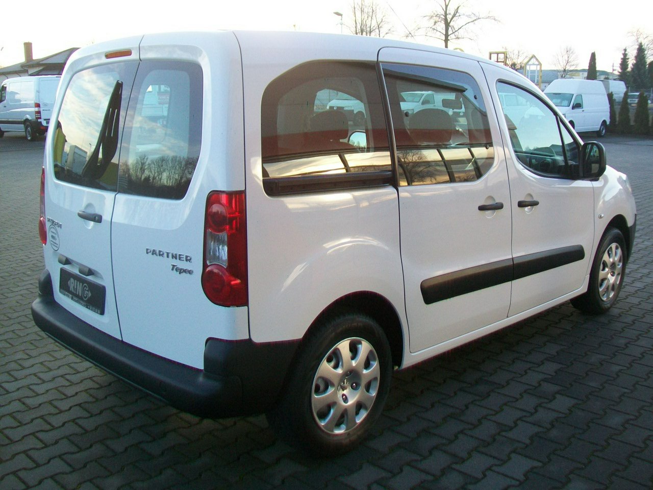 Peugeot Partner 1,6HDI 75KM A/C 5 OSÓB MOD 12r TEPEE SERWISOWANY NR 57