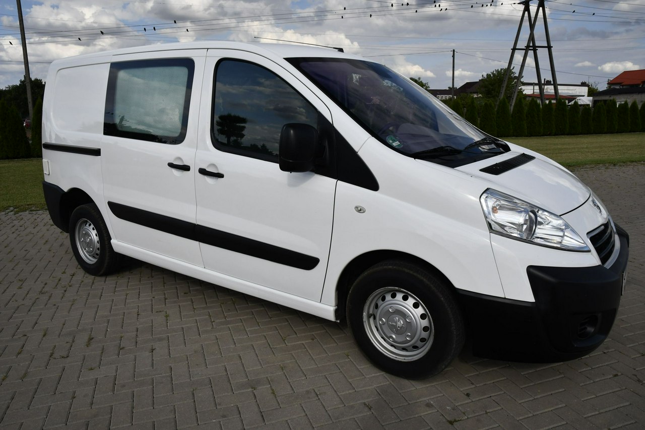 Peugeot Expert 1,6Hdi DUDKI11 klimatyzacja,5 osób,el.szyby,centralka,Serwis,GWARANCJA