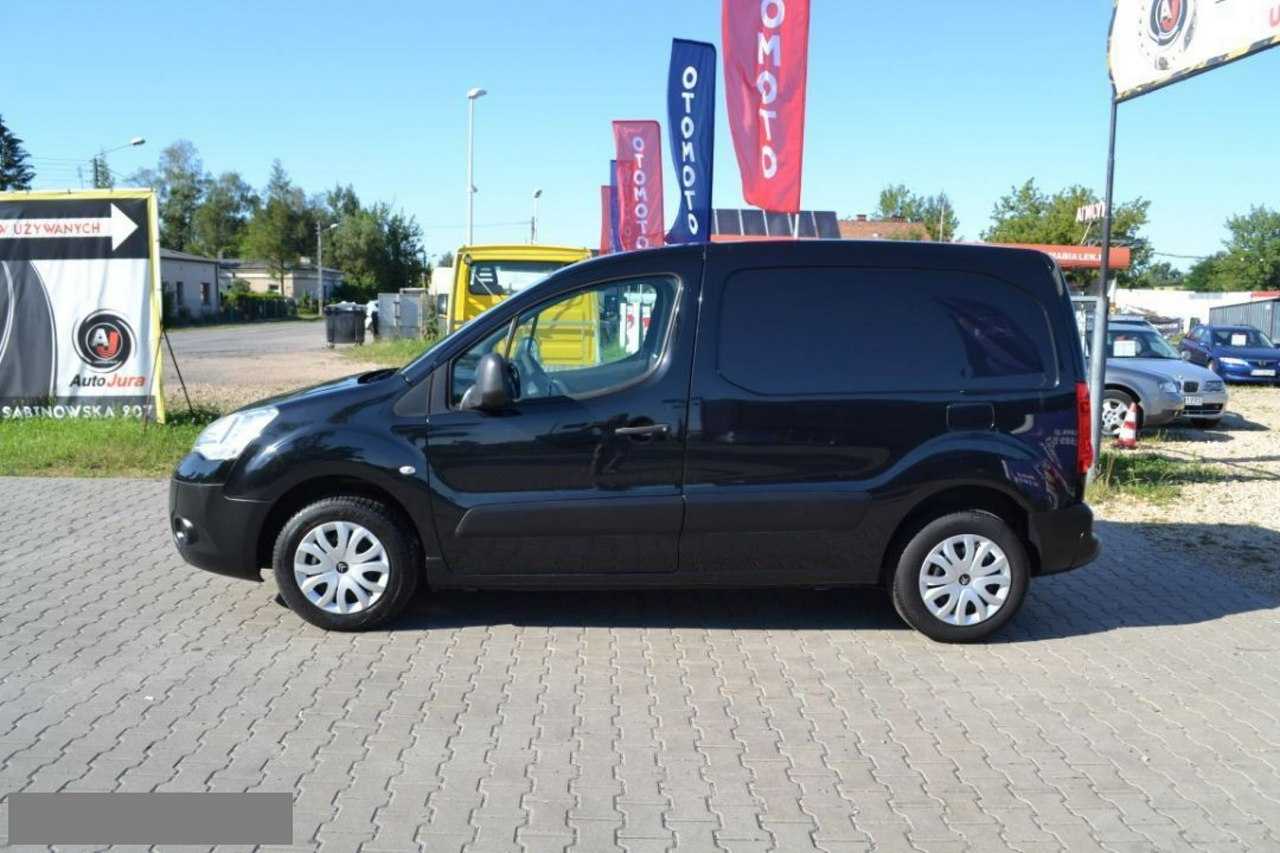 Citroen Berlingo Benzyna 1.6 16 v idealny pomocnik w firmie sprowadzony z Niemiec
