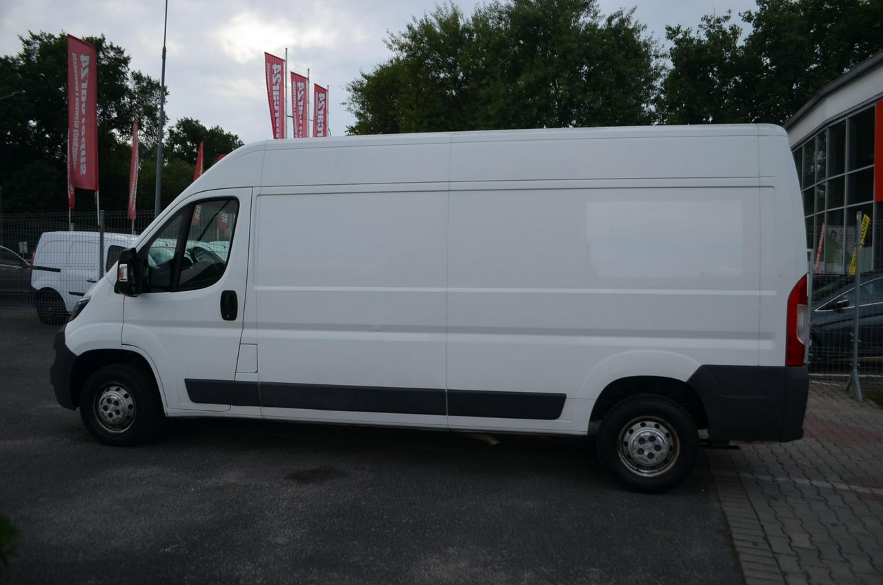 Peugeot Boxer Peugeot Boxer 2,2 / 130 KM / L3H2 / LED / Hak / Salon PL / FV23% / 3 o