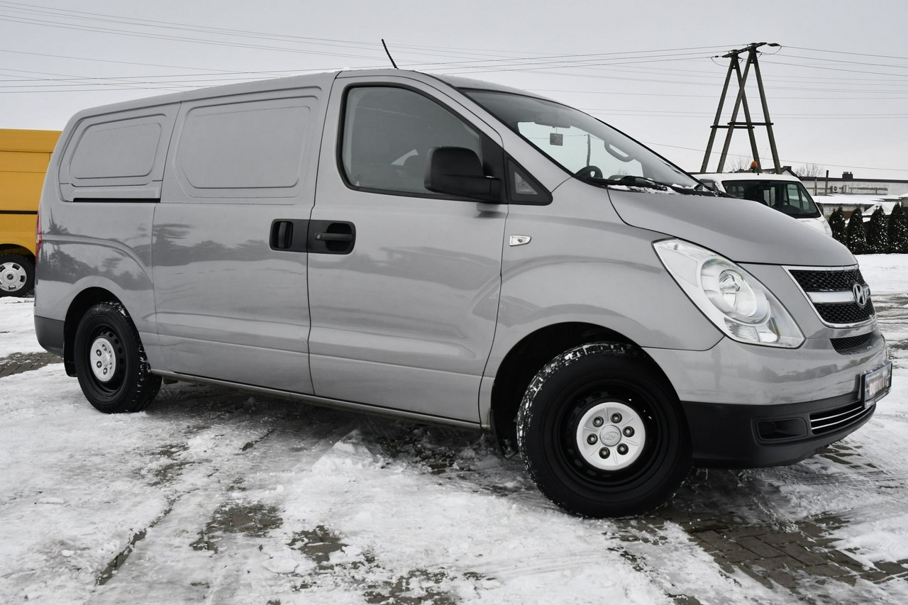 Hyundai H300 2,5d Klimatyzacja,El.szyby.Centralka.3 osoby,LONG,kredyt,GWARANCJA
