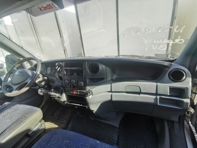 Iveco Daily 40C15 Chłodnia Mroźnia Izoterma Rama do zabudowy Laweta Wywrotka