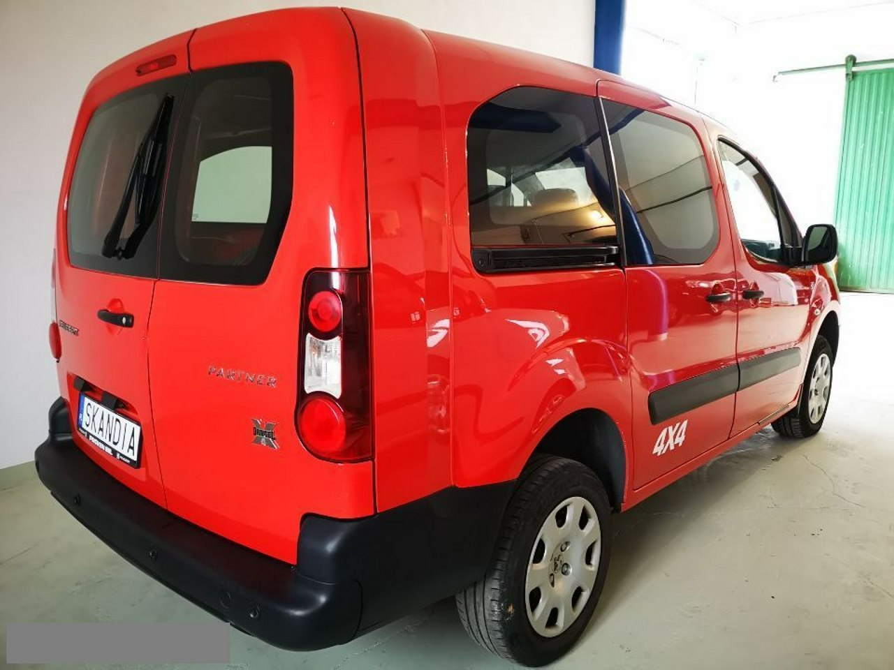 Peugeot Partner Peugeot Partner 2015 r 1,6 HDi 90KM 4×4 Dangel