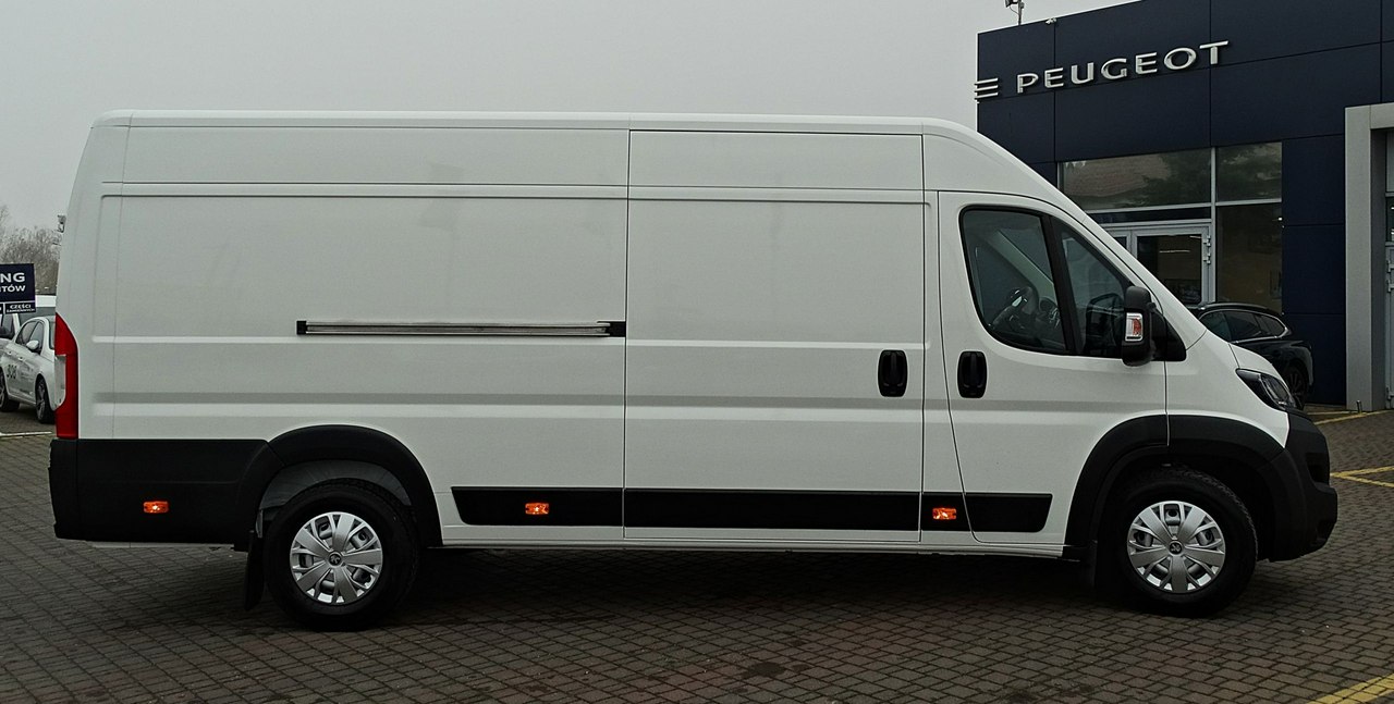 Peugeot Boxer BOXER L4H2 Furgon 2.2 BlueHDI