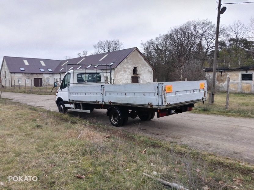 IVECO skrzyniowy 5,30 x2,40