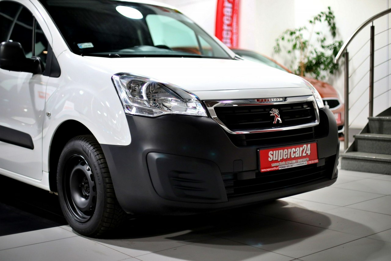 Peugeot Partner Peugeot Partner 1.6 HDI L2 / 3 osob. / Salon PL / ASO / FV 23% / Gwa
