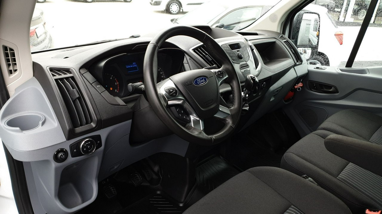 Ford Transit Ford Transit / 7 osob. / Serwis ASO / Salon PL / FV 23% / Gwarancja!