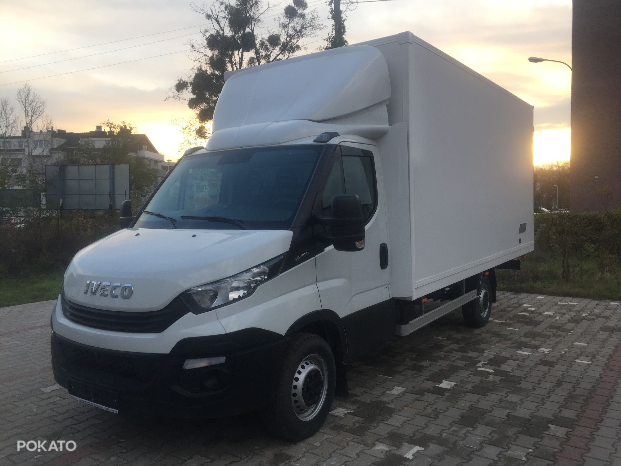 Iveco 35s18 Kontener 10 Euro Palet Wysoka jakość