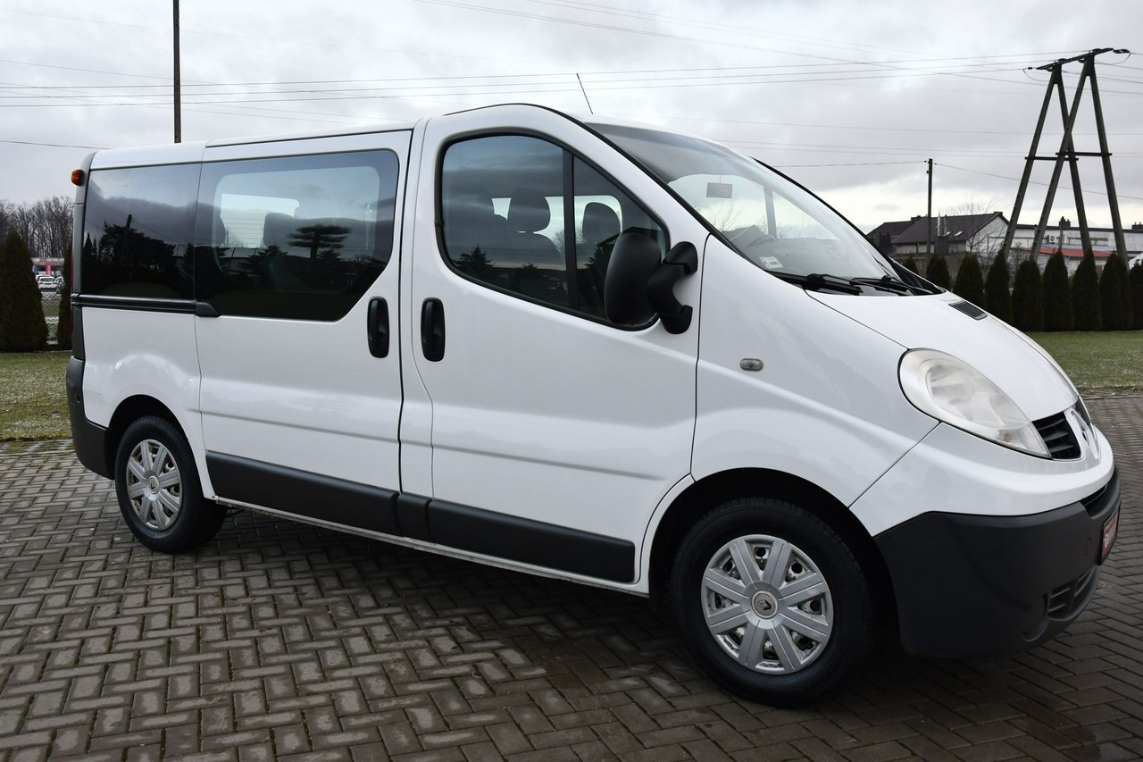 Renault Trafic 2,0dci DUDKI11 Klimatyzacja,Manual ,9 osobowy,Serwisowany.OKAZJA