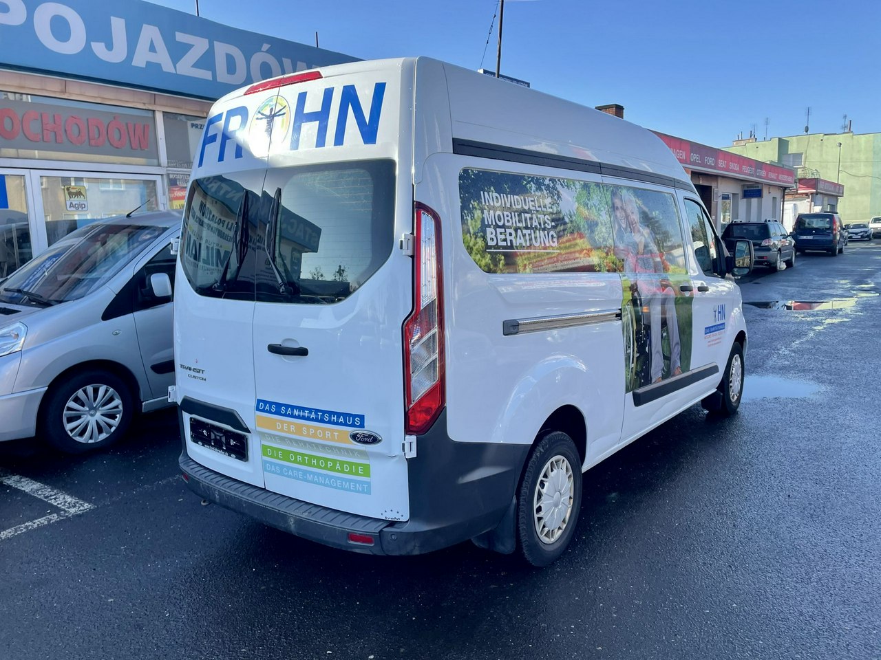 Ford Custom Ford Custom 2,2 Wysoki długi 6-bieg Klima Model 2015