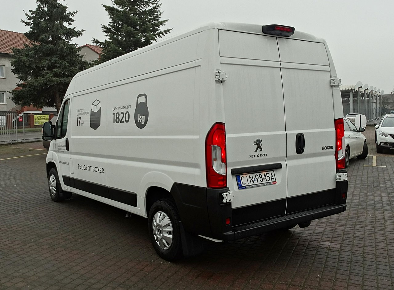 Peugeot Boxer Peugeot Boxer L3H2 2.0 BlueHDI 165KM