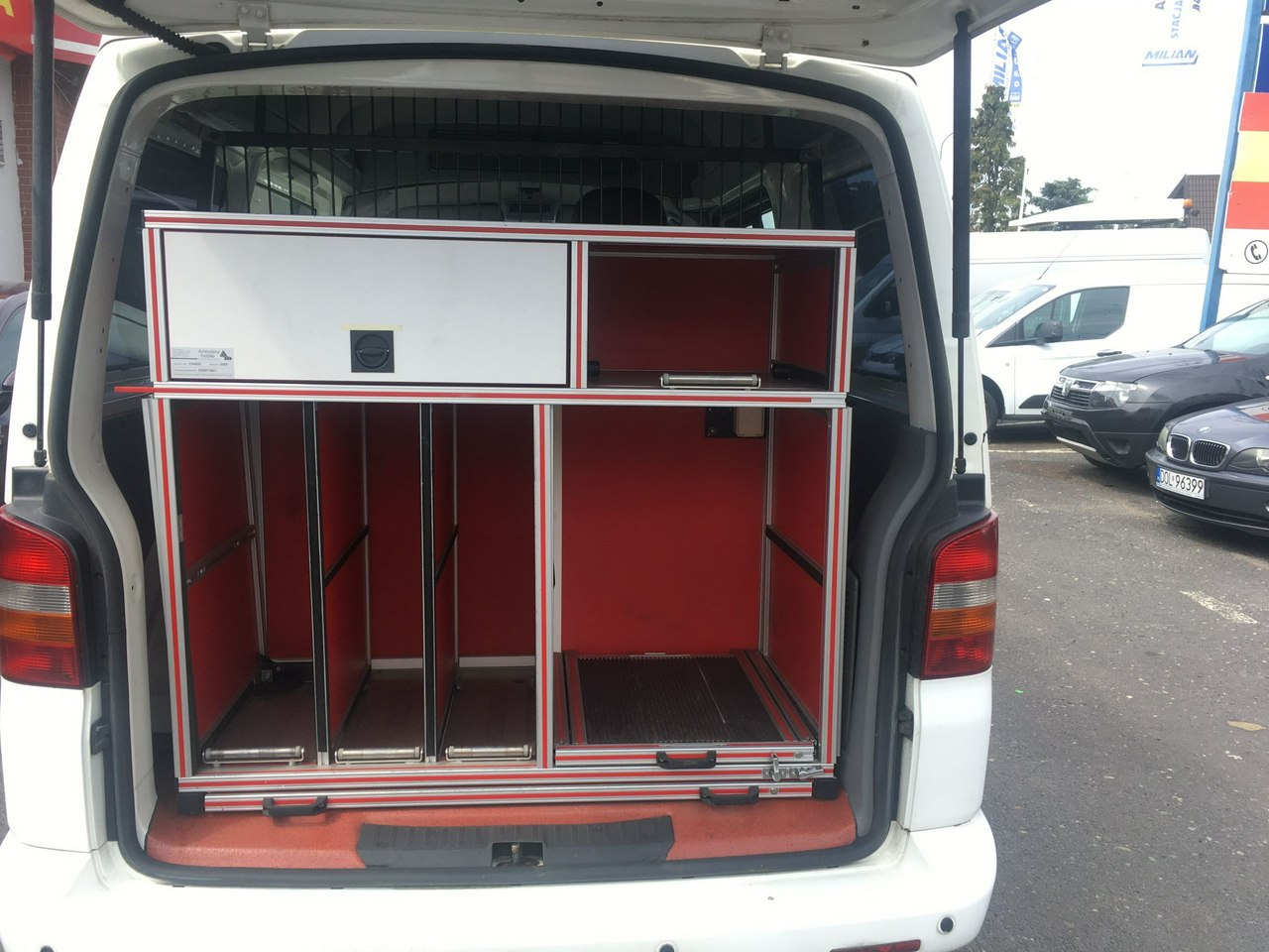 Volkswagen Transporter Volkswagen Transporter T-5 AMBULANS przewozu leków