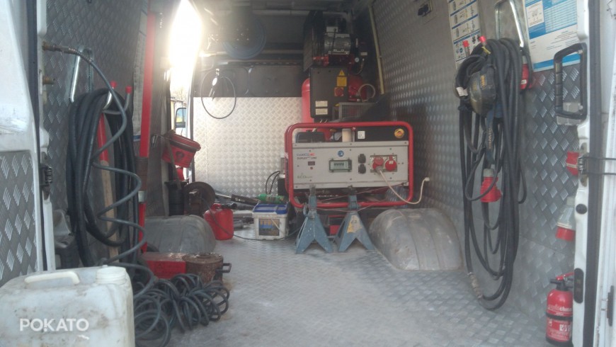 IVECO DAILY 35c15 Mobilny serwis opon f.v. 23%