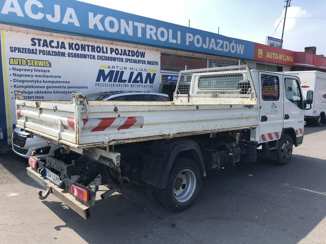 Mitsubishi Canter Mitsubish Fuso Canter Cabstar Brygadówka doka dokka wywrotka