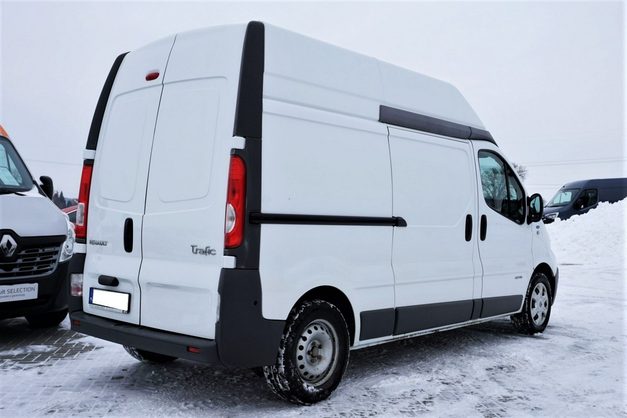 Renault Trafic L2H2 2.0DCi 115KM PackClim salon I właściciel 3os.