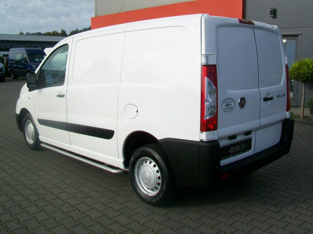 Fiat Scudo 1,6MJET 90KM A/C VAN 3 OSOBOWY KS. SERWISOWA NR 12