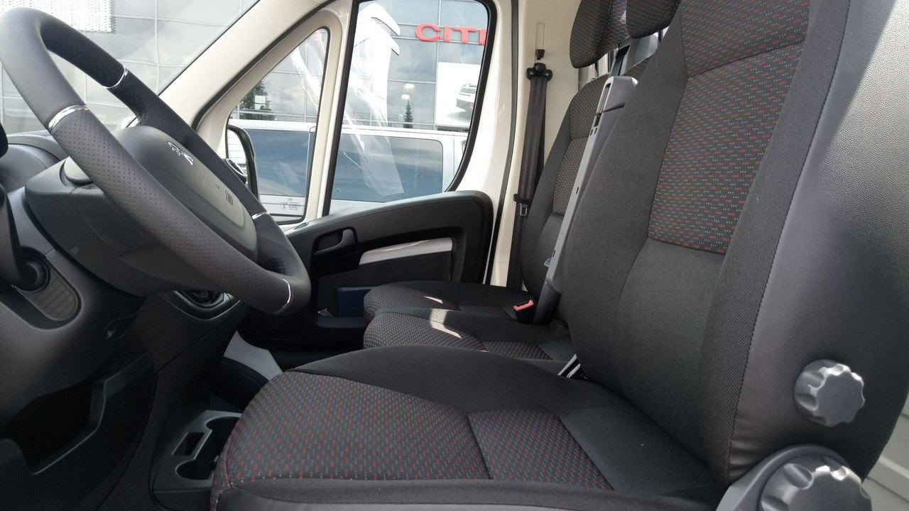 Peugeot Boxer Peugeot Boxer rama do zabudowy L4 2.2 165KM 2020 Kielce