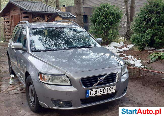 Volvo V50