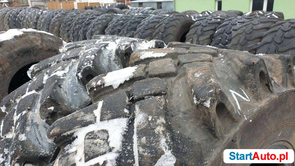 12,5/80-18 12,5-18 335/80R18 340/80-18 12,5R18 Camso 12PR 70