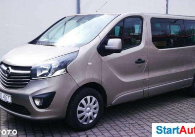 12ee30_opel-vivaro-tourer-zdjecia