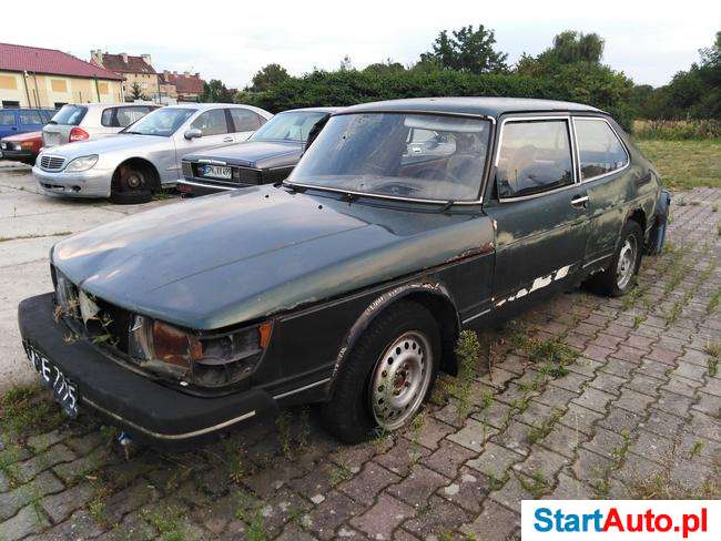 Saab 900