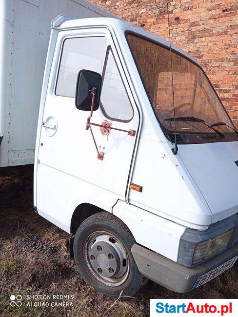 Reanault Master 2,5 diesel, 97 r.