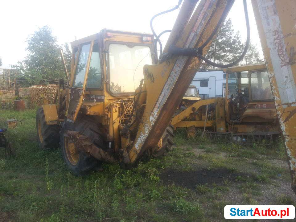 2 x Koparko – Ładowarka Hydrema 806