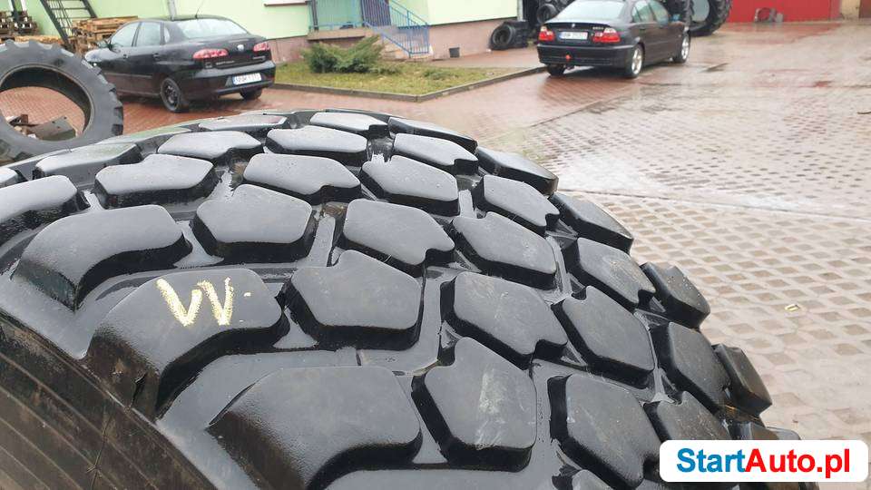 24r21 Michelin XZL bieżnik 99% bieżnik