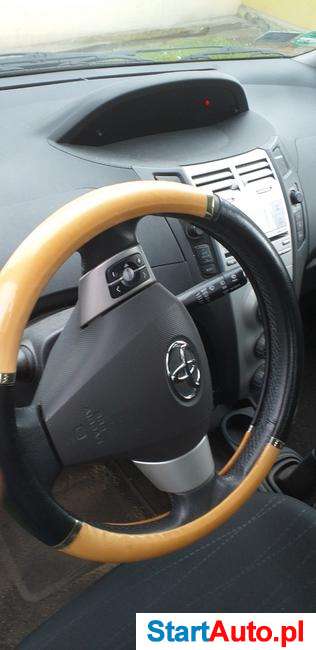 DO NEGOCJACJI! EkonomicznaToyota Yaris