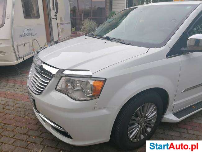 Chrysler Town & Country