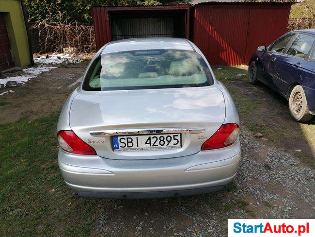 Jaguar X-Type