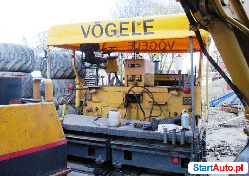 44. Rozściełacz do mas asfaltowych VOGELE
