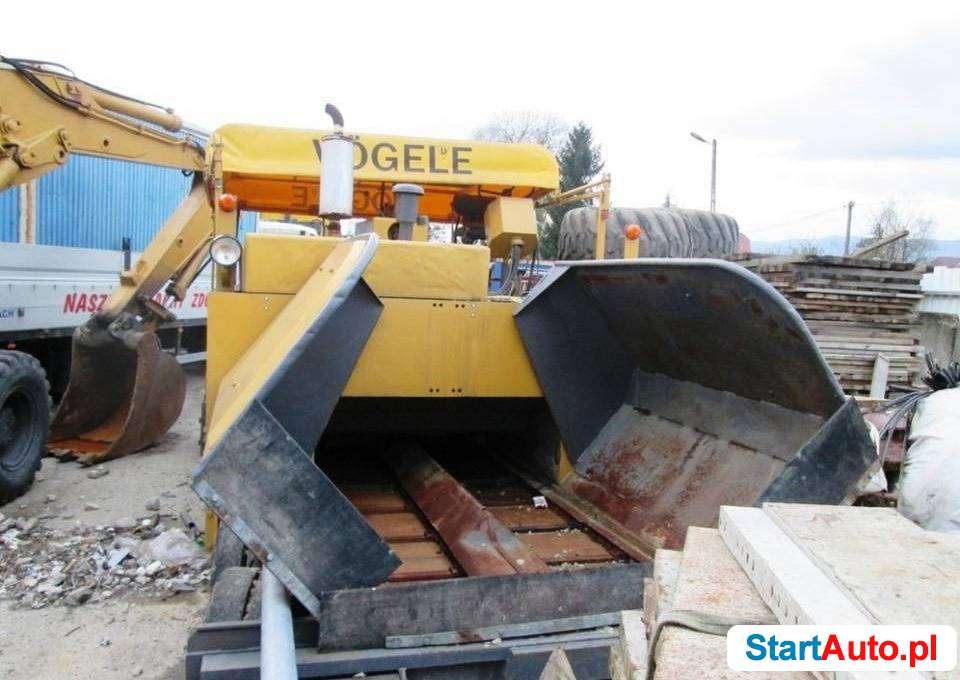 44. Rozściełacz do mas asfaltowych VOGELE