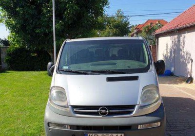 441da3_sprzedam-opel-vivaro-9-osobowy-zdjecia