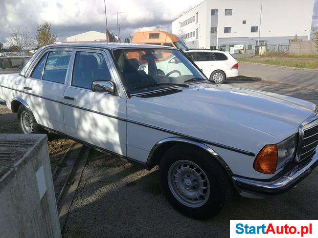 Mercedes-Benz W123