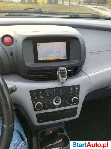 Nissan almera tino