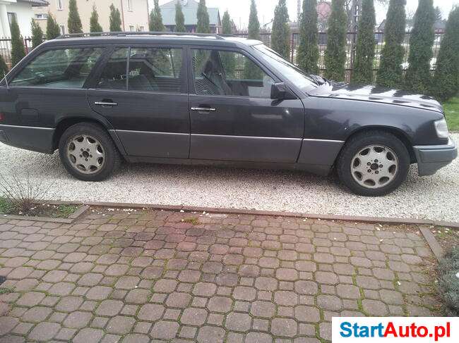 Mercedes-Benz W124