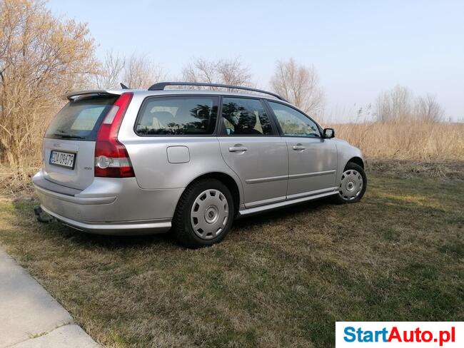 Volvo V50