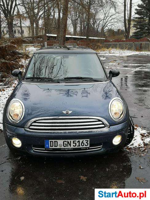 Śliczny Mini Cooper Szklany dach Klimatronik