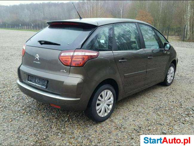 Citroen C4 Picasso 1.6 benz. Selection 120 KM