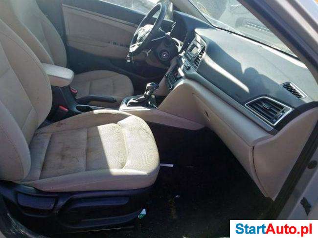 HYUNDAI ELANTRA 2.0 benz. 150 KM autom. 2017