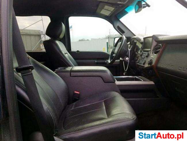 Ford F250 Super Duty 6.2 V8 benz. automat 2013